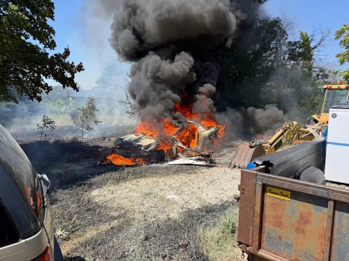 Chevrolet, Chevrolet Camaro, Classic Chevrolet Camaro Explodes Into Flames After Backfire — Fireball Sends Black Smoke Over Highway
