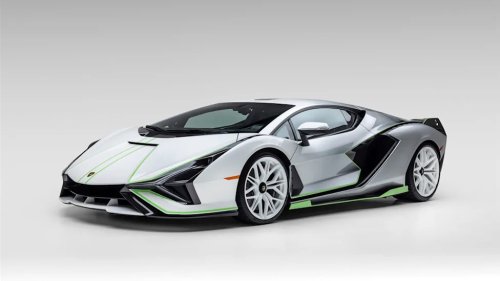 Lamborghini, A 2020 Lamborghini Sián FKP 37 in Photos