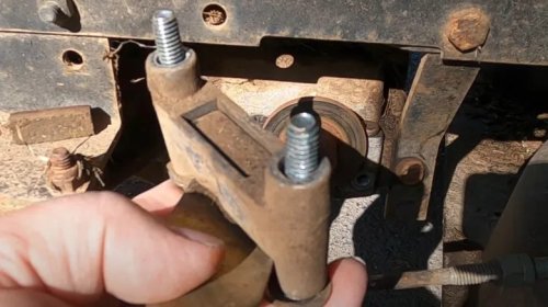 How To Know It's Time To Replace The Brakes On Your Mower