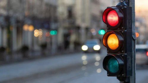 Why Do Some Traffic Lights Have Two Red Arrows?