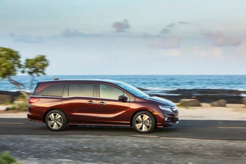 320,000+ Honda Odyssey Minivans Recalled for Electronic Problem