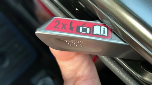 Toyota, Lexus, Toyota and Lexus Owners Trapped Inside Cars by Dead Batteries