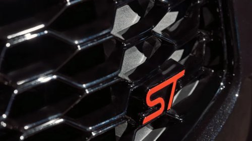 2027 Ford Explorer ST Sinister Package Leans Into the Dark Side