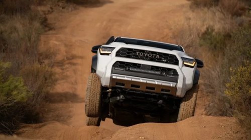 Toyota, Toyota Land Cruiser, Toyota 4Runner, SUV, Toyota 4Runner Vs. Land Cruiser: Which SUV Offers Better Value?