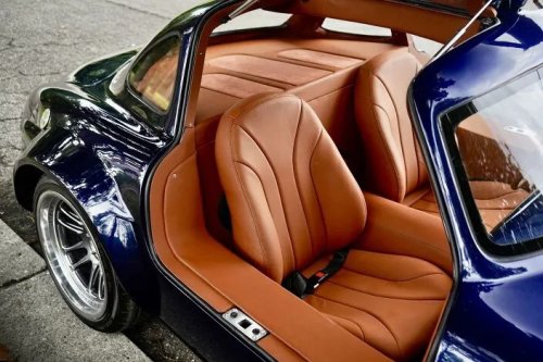 Signature Autosports' 300 SL Gullwing Is Really Just A Chrysler
