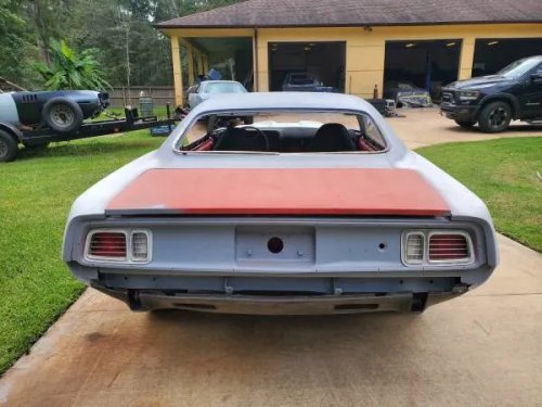 This Rare 1971 'Cuda 383 Project Just Listed for Nearly $65K