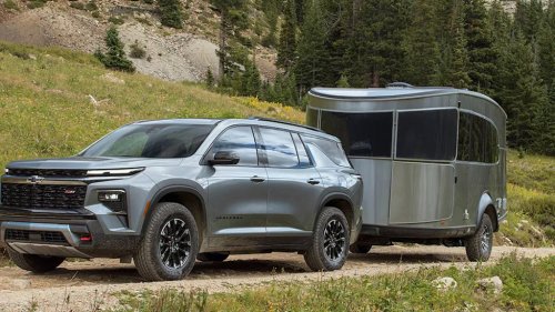 2026 Ford Explorer vs 2026 Chevrolet Traverse: Which Is Most Reliable?