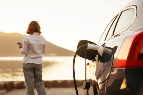 EV drivers say road trips still hinge on switching apps when chargers change mid-route