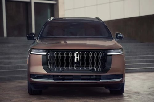 Lincoln, 2027 Lincoln Nautilus Refresh Brings Updated Styling