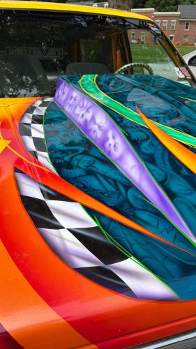 A Lowrider Meet Convinced Me: Enthusiasts Should Step Out of Their Comfort Zones