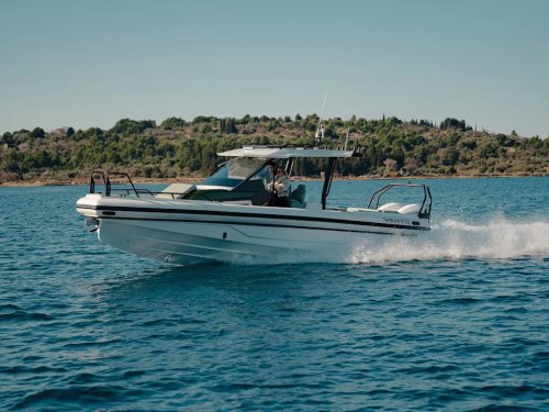 Boat Test: 2026 Highfield ADV9