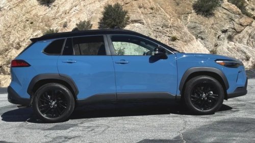 Toyota, Toyota Corolla, Toyota Corolla Cross, Toyota Corolla Cross Hybrid, If You Must Buy A 2026 Toyota Corolla Cross, Do Yourself A Favor And Get The Hybrid
