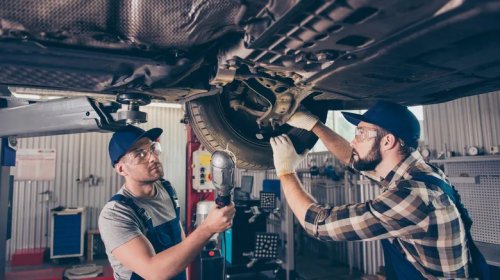 What's The Minimum Garage Ceiling Height You Need For A Car Lift?