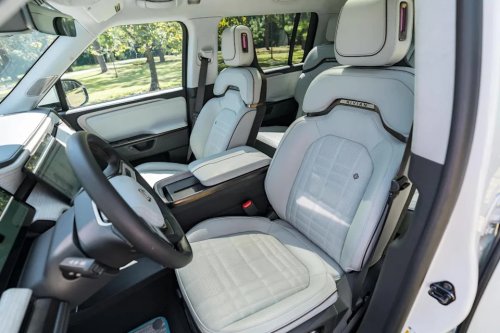 Rivian, 2026 Rivian R1S Ascend Miami Edition for Sale With 8,300 Miles