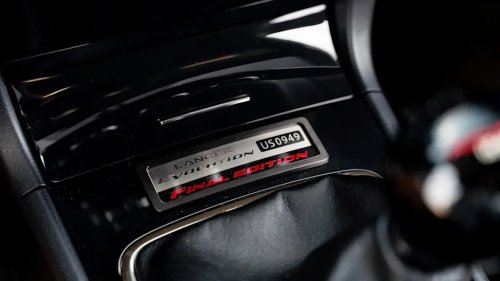 Mitsubishi’s Last Lancer Evolution Just Surfaced With Only 722 Miles