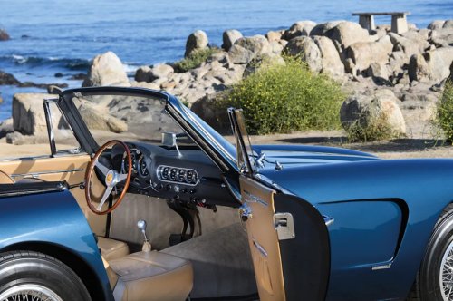 This American classic car thinks it’s a Ferrari