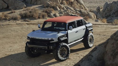 GMC’s New Hummer X Mid-Size EV Truck Concept Has Stackable Screens