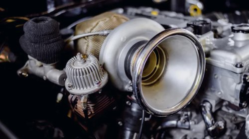 How Long Do Diesel Engine Turbos Tend To Last? (And Can You Extend Their Lifespan?)