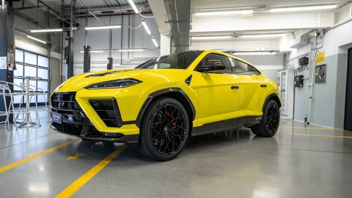 The Lamborghini Urus SE Performante in Photos