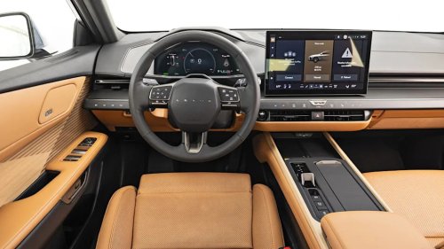 Tested: The Lexus ES350e EV Is a Commuting All-Star