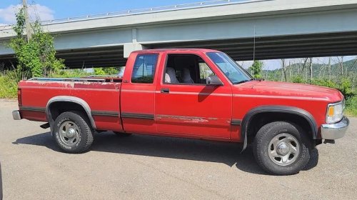 8 Vintage V8 Trucks You Can Snag For Peanuts Right Now