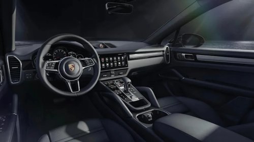 Porsche, Porsche Cayenne, SUV, A Dealer Endured A Nightmare Porsche Cayenne Platinum Buyer Claiming the SUV Had a Missing Feature