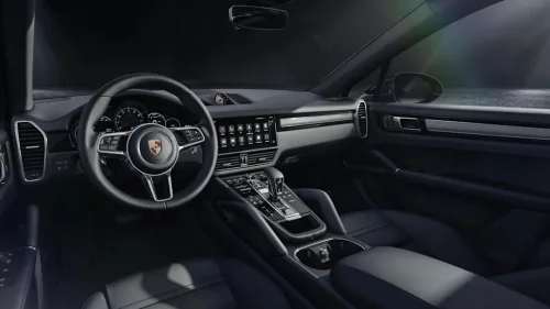 Porsche, SUV, A Dealer Endured A Nightmare Porsche Cayenne Platinum Buyer Claiming the SUV Had a Missing Feature
