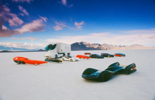 Parade of Absurdity: The Fantastical Concept Car Caravan of Luigi Colani