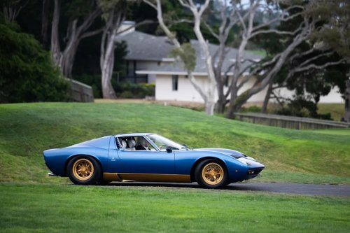 World’s Largest Gathering of Lamborghini Miuras Sees 43