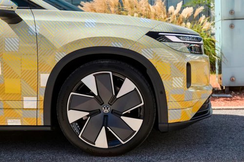 Volkswagen, Volkswagen Tiguan, View Exterior Photos of the 2028 Volkswagen ID. Tiguan