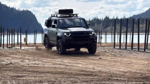 Land Rover, Rover, The Land Rover Defender Trophy is an Epic—and Grueling—Competition. But These Determined Women Conquered It