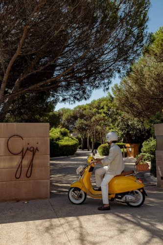 Vespa Teams With Upscale Restaurant Gigi for Limited Edition Model
