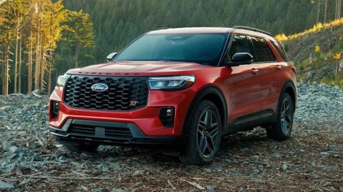 Ford, Ford Explorer, Chevrolet, Chevrolet Traverse, 2026 Ford Explorer Tremor vs 2026 Chevrolet Traverse Z71: Which Is More Capable Off-Road?