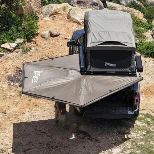 This Wild Two-Level Pickup Camper Still Lets Trucks Do Truck Stuff