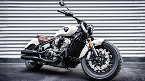 This Chinese Cruiser Motorcycle Has Four Cylinders And Zero Respect For Tradition