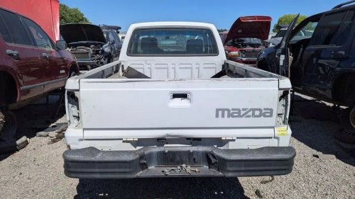 Junkyard Find: 1992 Mazda B2200 SE-5 Cab Plus