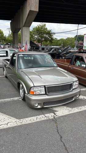 A Lowrider Meet Convinced Me: Enthusiasts Should Step Out of Their Comfort Zones
