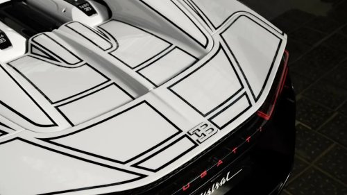 Bugatti, Bugatti Built A One-Off W16 Mistral With Real Porcelain Pieces