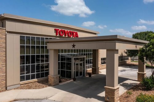America’s Favorite Toyota Truck Is Making a Decisive Return to Form