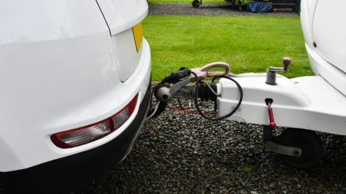 Does Tow Ball Height Matter? (And What Happens If It's Too High Or Too Low?)