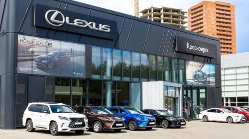 Lexus, Toyota, Can I Get My Lexus Serviced At A Toyota Dealership?