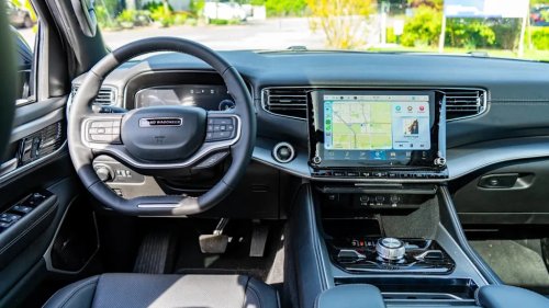 Lincoln, Jeep, 2026 Lincoln Navigator vs. 2026 Jeep Grand Wagoneer: I Drove Both Massive Luxury SUVs—Here's My Honest Comparison Review