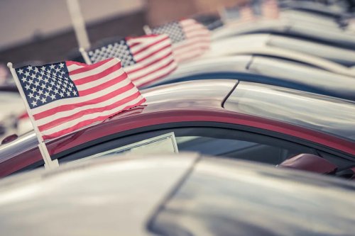 Why you should always buy a new car on a weekday this summer