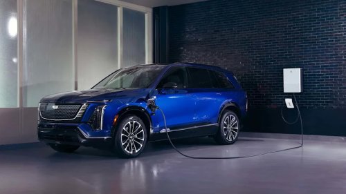 Cadillac Recalls 14,000 Vistiq EVs Over Child-Trapping Risk