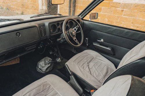 It’s Ford Capri II vs Toyota Celica vs Vauxhall HP Firenza in this ’70s coupé shootout