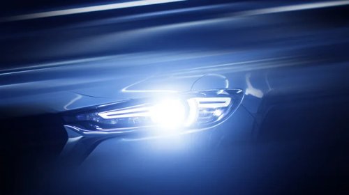 What Does It Mean If Another Driver Flashes Their Headlights At You?