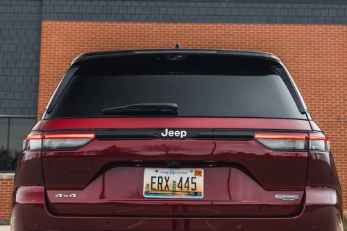 View Exterior Photos of the 2026 Jeep Grand Cherokee Summit