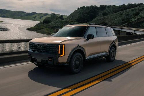 The 5 best midsize three-row SUVs, according to Edmunds