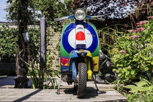 Famous Paul Weller ‘Stanley Road' Lambretta Heads to Auction
