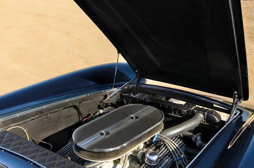 This American classic car thinks it’s a Ferrari